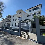Sidebylotus